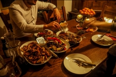 Steak, grillezett zöldség, steak burgonya